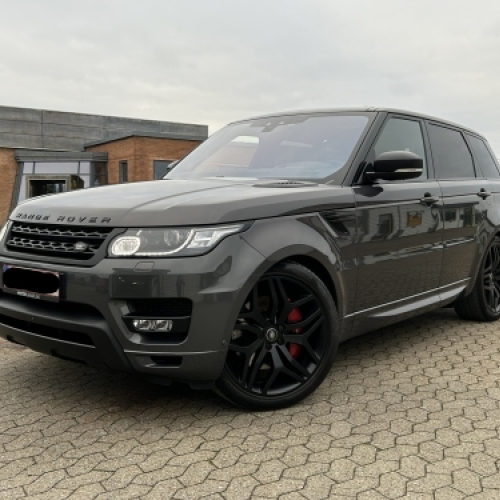Range Rover Sport efter bilpleje i Horsens med ren lak og velplejet finish