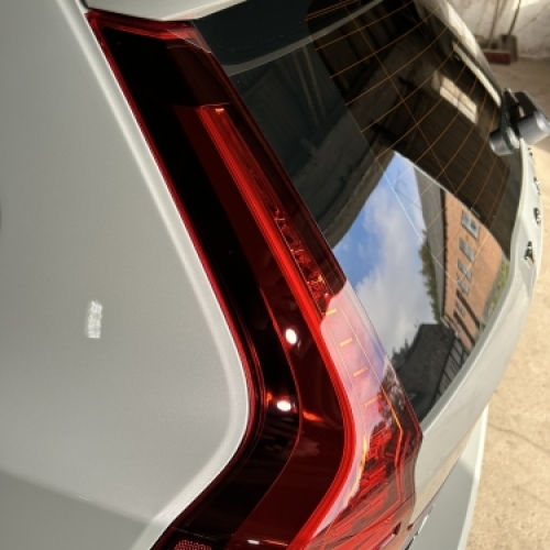 Baglygte efter polering i Horsens med klarere overflade og flottere finish