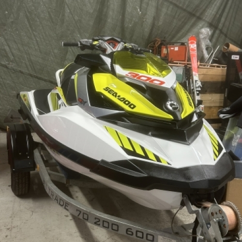Sea-Doo vandscooter efter bådpleje i Horsens med velplejet overflade og flot helhedsindtryk